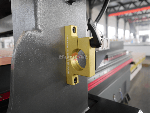 NEW — CNC Machine Tool Holder Clamp